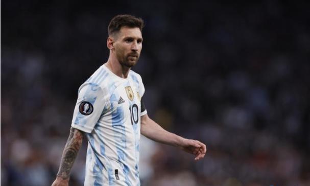 华为目前“值得捡漏”的旗舰机，12GB+512GB突降1125元，跌至中档价